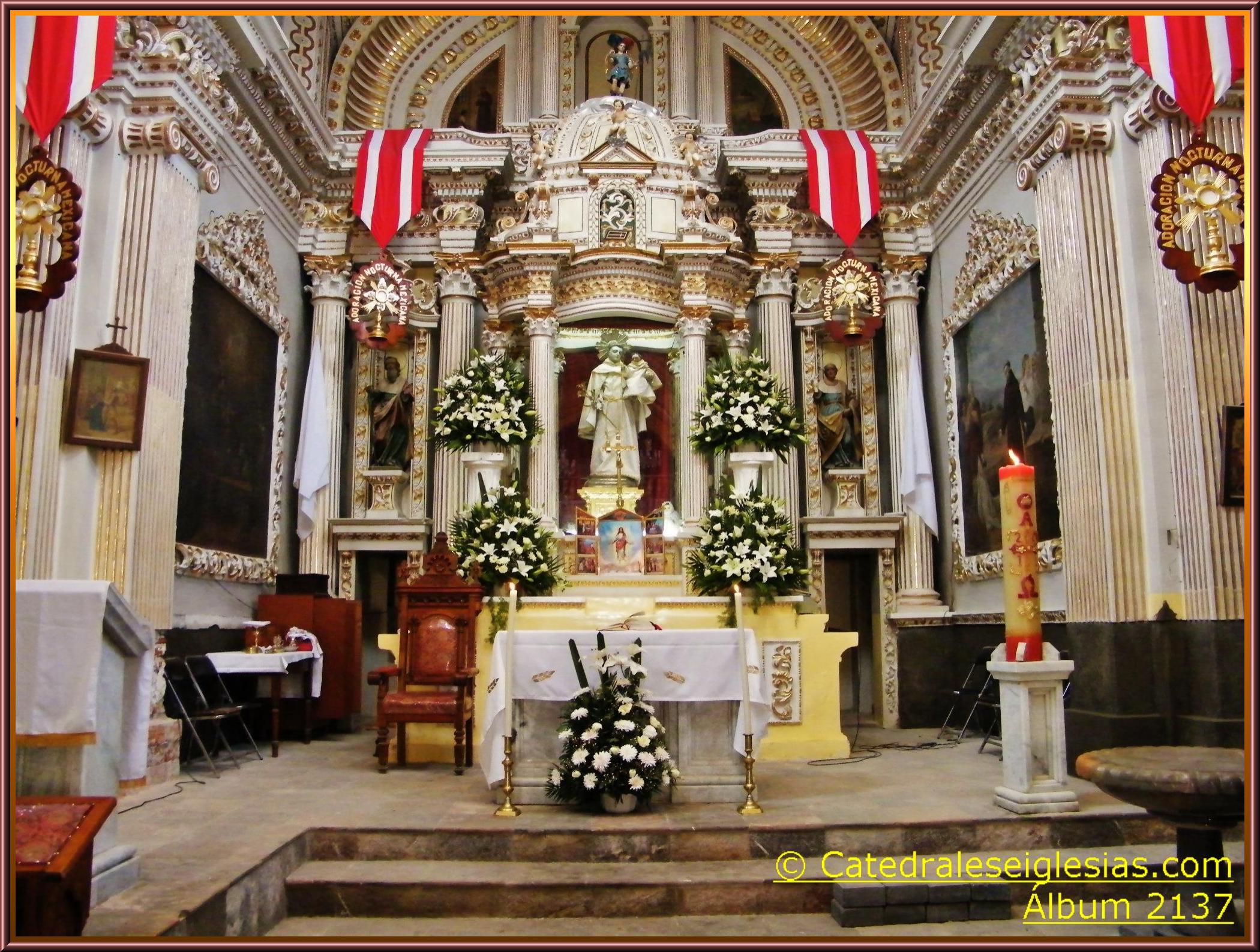 a large room that has decorations on the floor