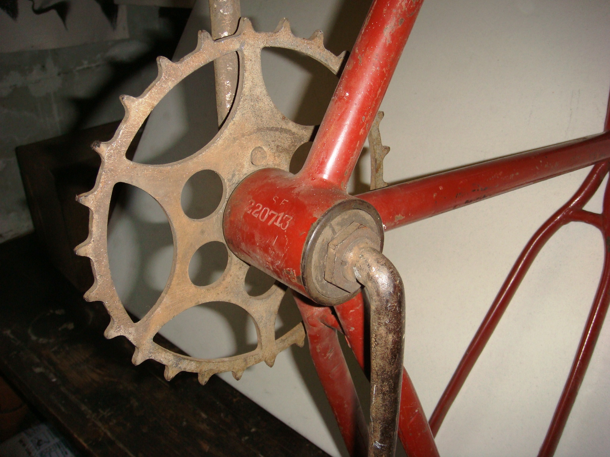 a bicycle wheel is sitting in a room