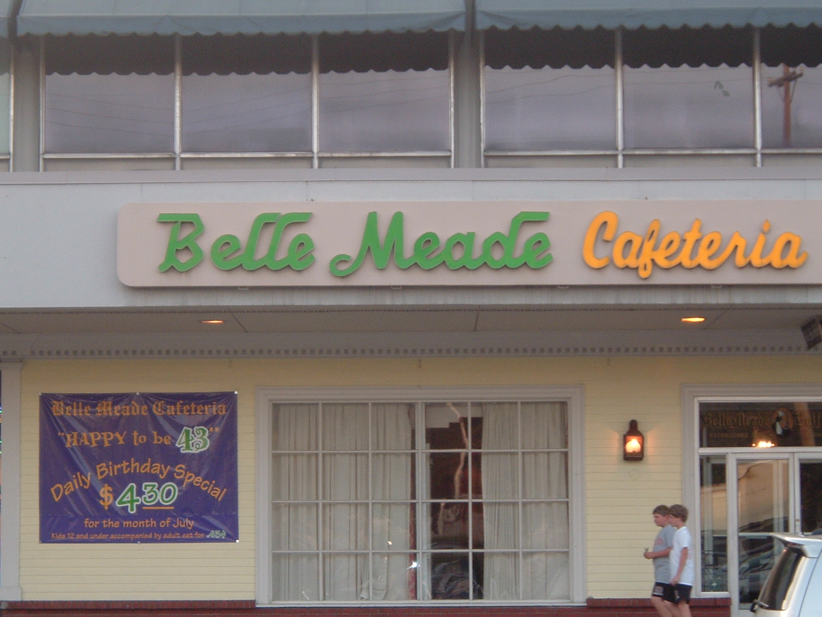 the outside of a latin restaurant called belita media cafe