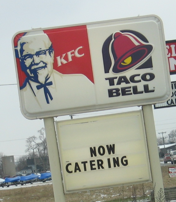 this is the front view of a taco bell sign