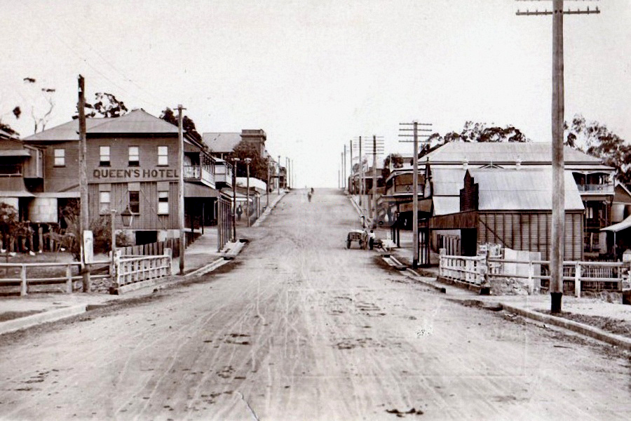 an old po of a town with lots of buildings