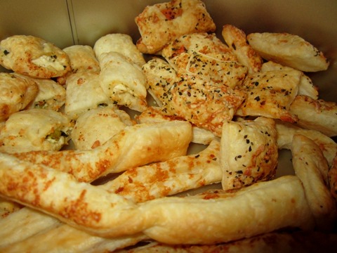 cooked bread with herbs, spices and cheese for garnishing