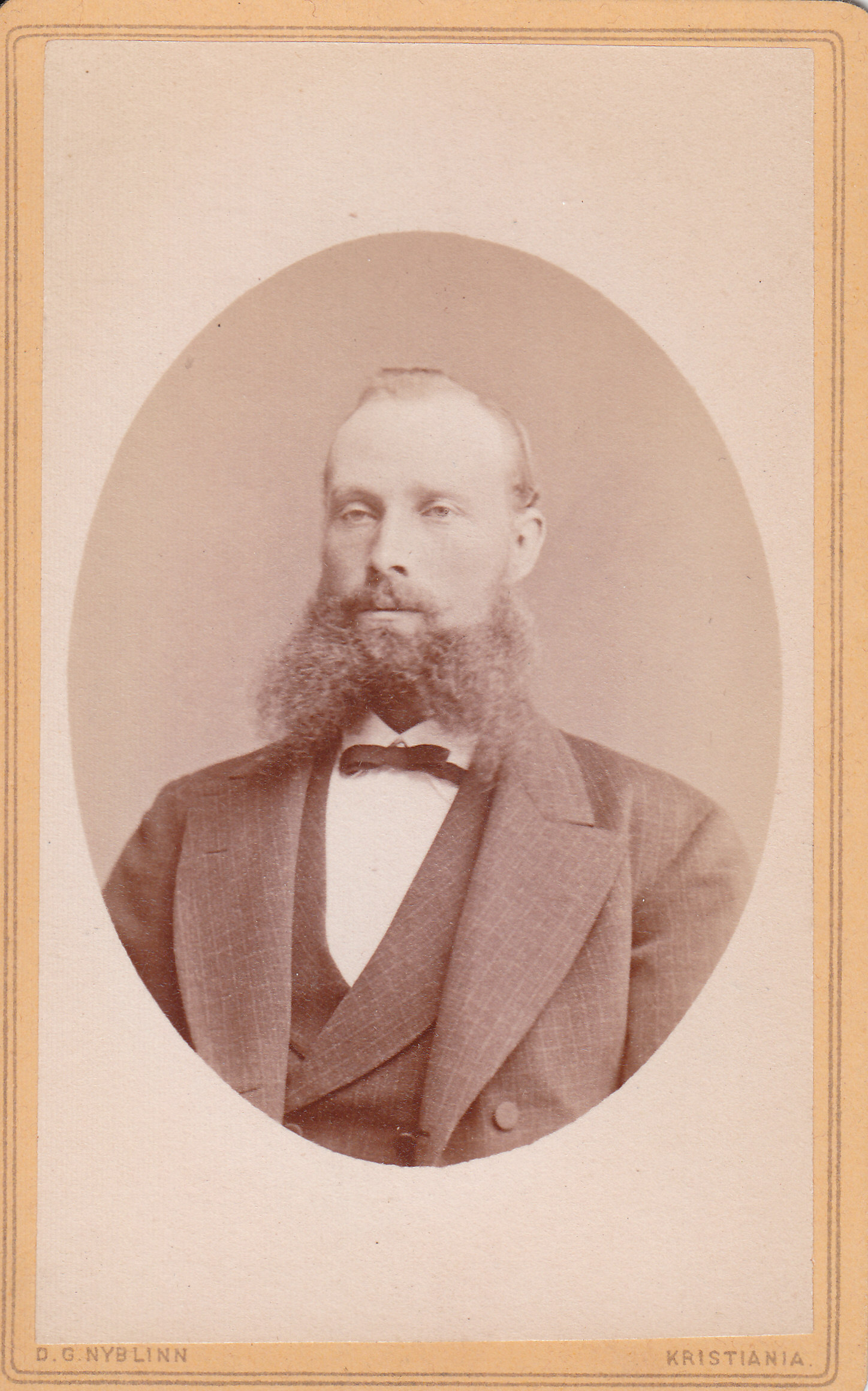an old po of a man with a beard