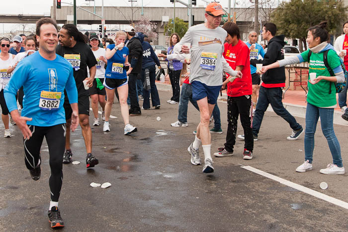 a number of people run in a marathon