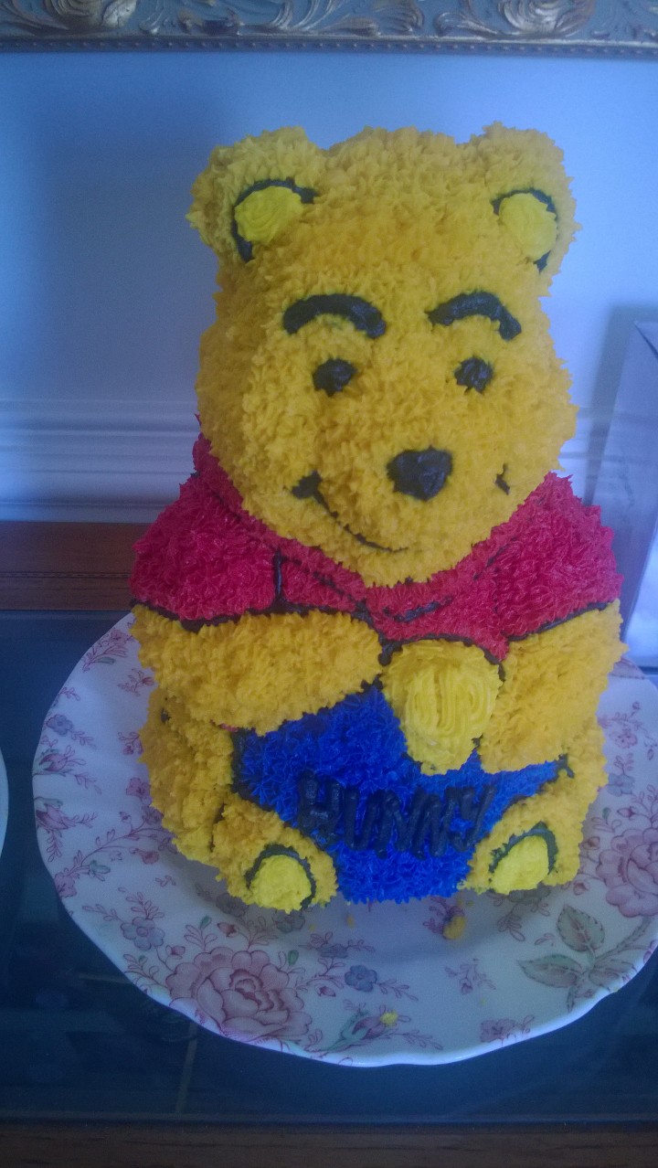 a very large winnie the pooh cake