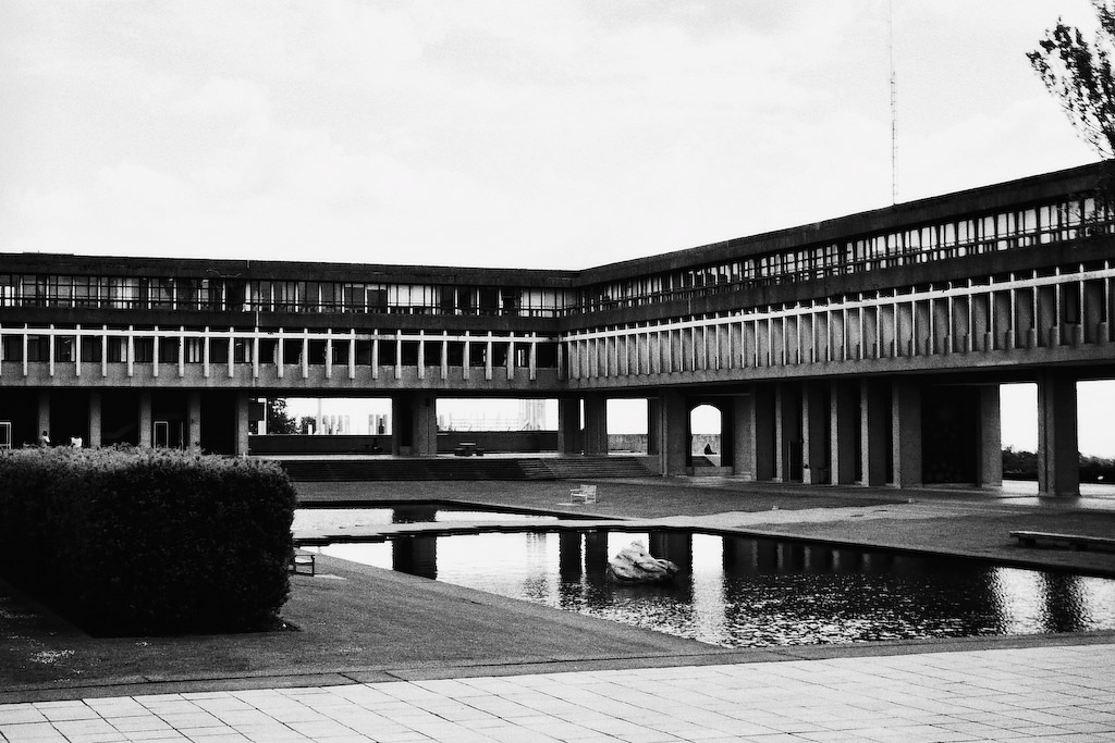 this image is black and white and shows two water levels