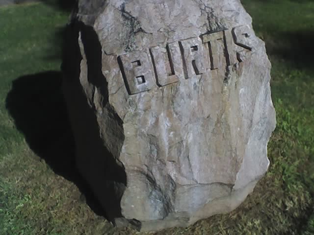 the words giants written on large rock out side
