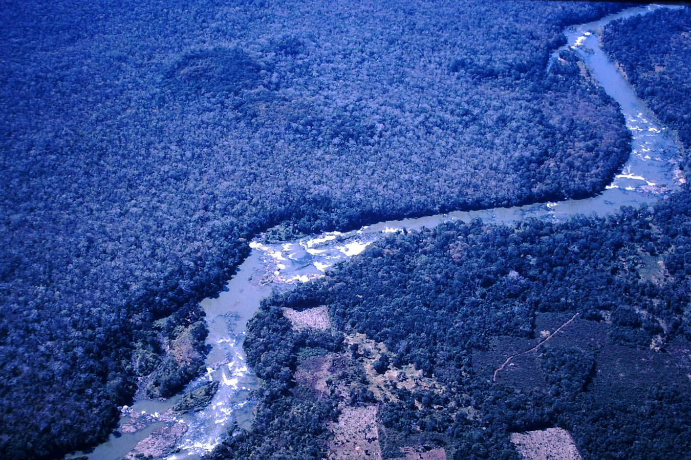 a very pretty looking area with many water