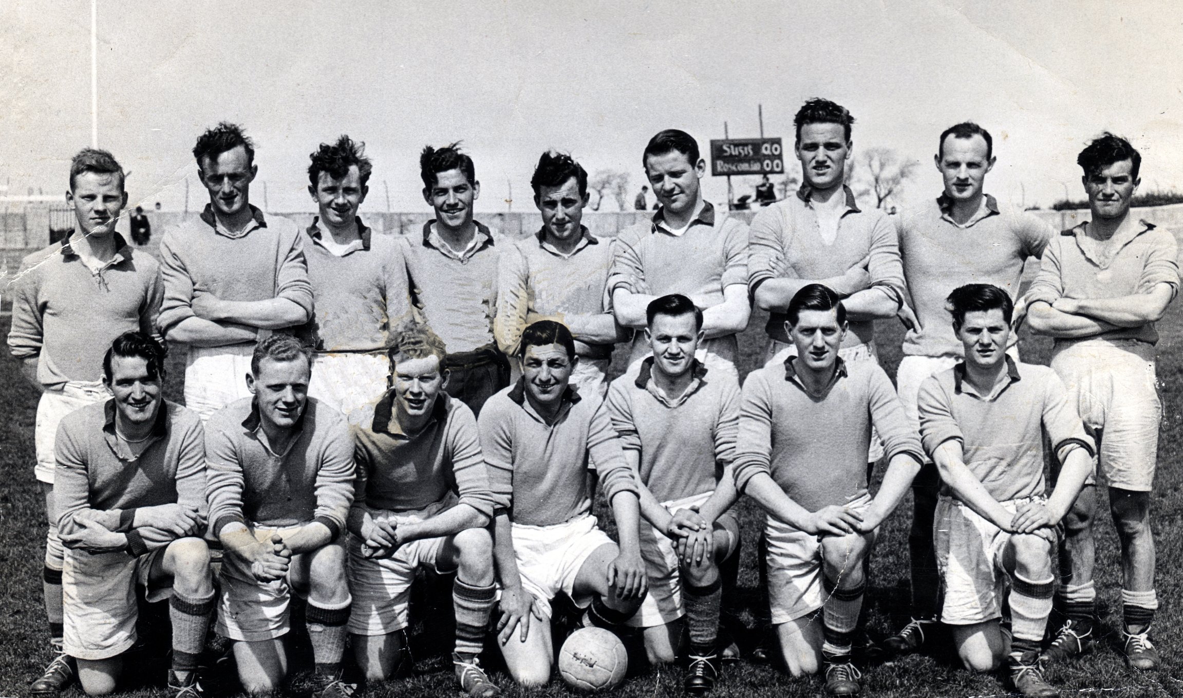 an old pograph of a soccer team that played in the 1960's