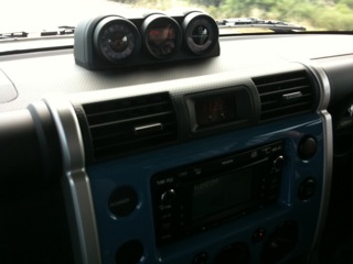the radio is in the dash of a car