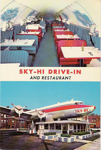 two images of an airplane restaurant with a sky - h drive - in entrance