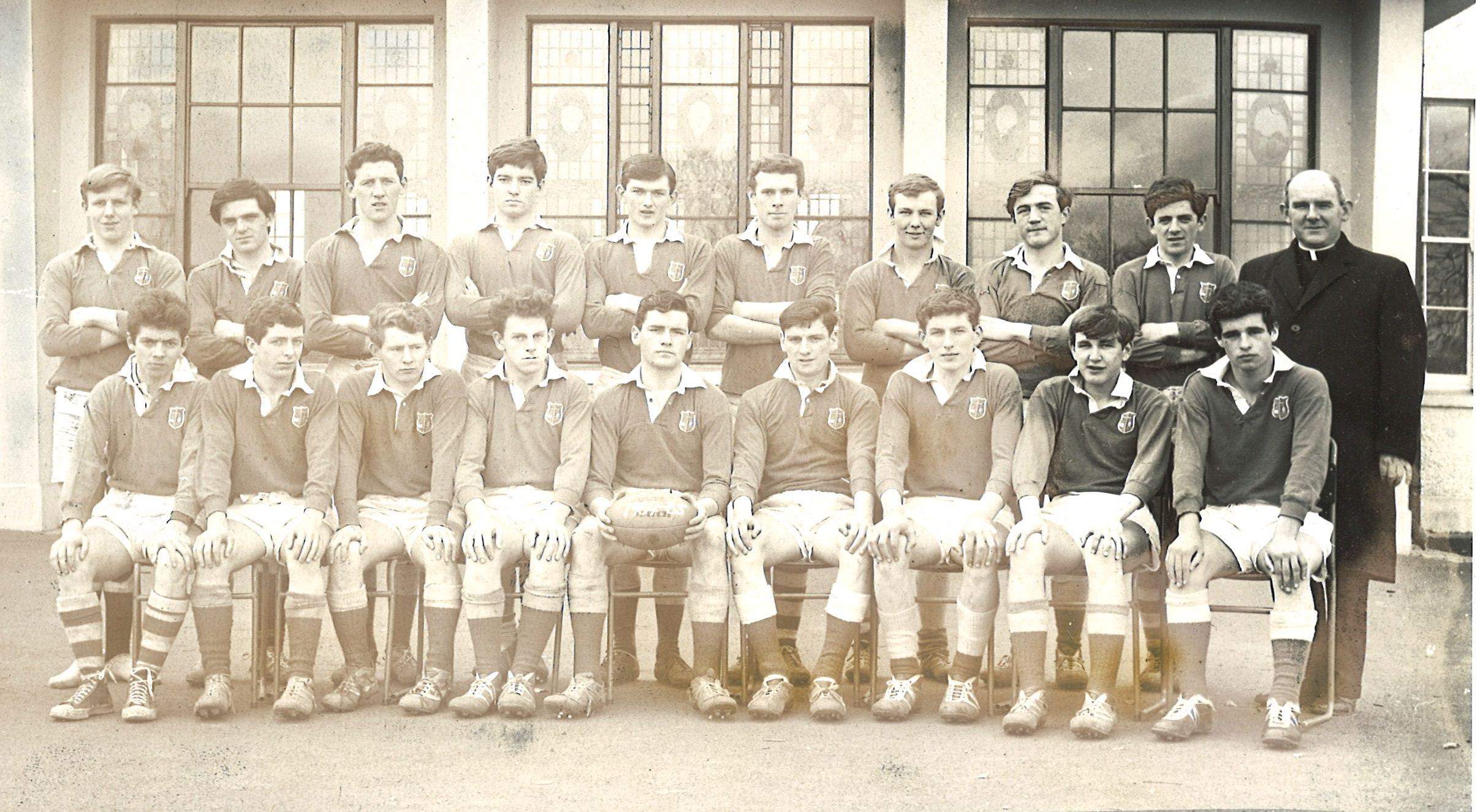 an old po of a soccer team