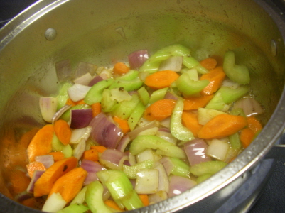 a pan with many different types of vegetables in it
