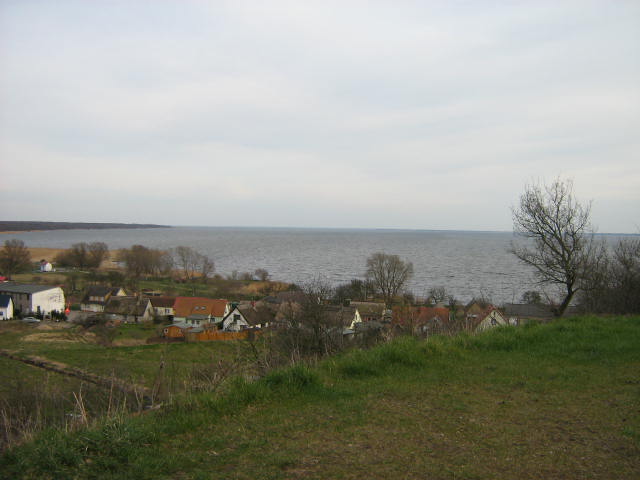 a small village by the water's edge