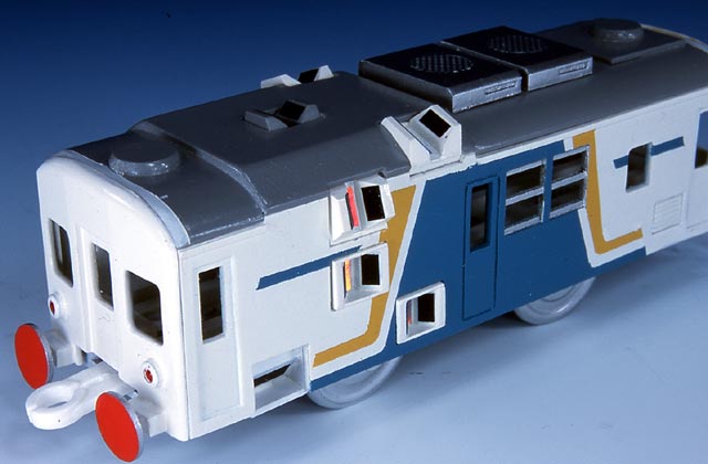 the toy train car has been designed to look like it is being driven
