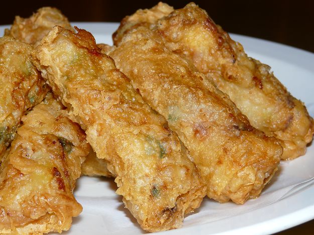 an image of fried meat on a plate