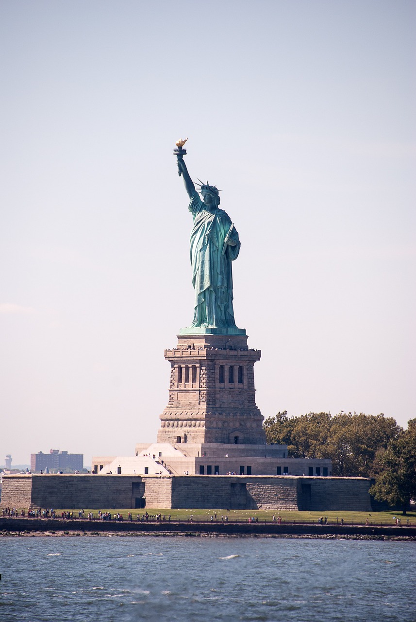 a view of the statue of liberty from across the water, figuration libre, usa-sep 20, tourist photo