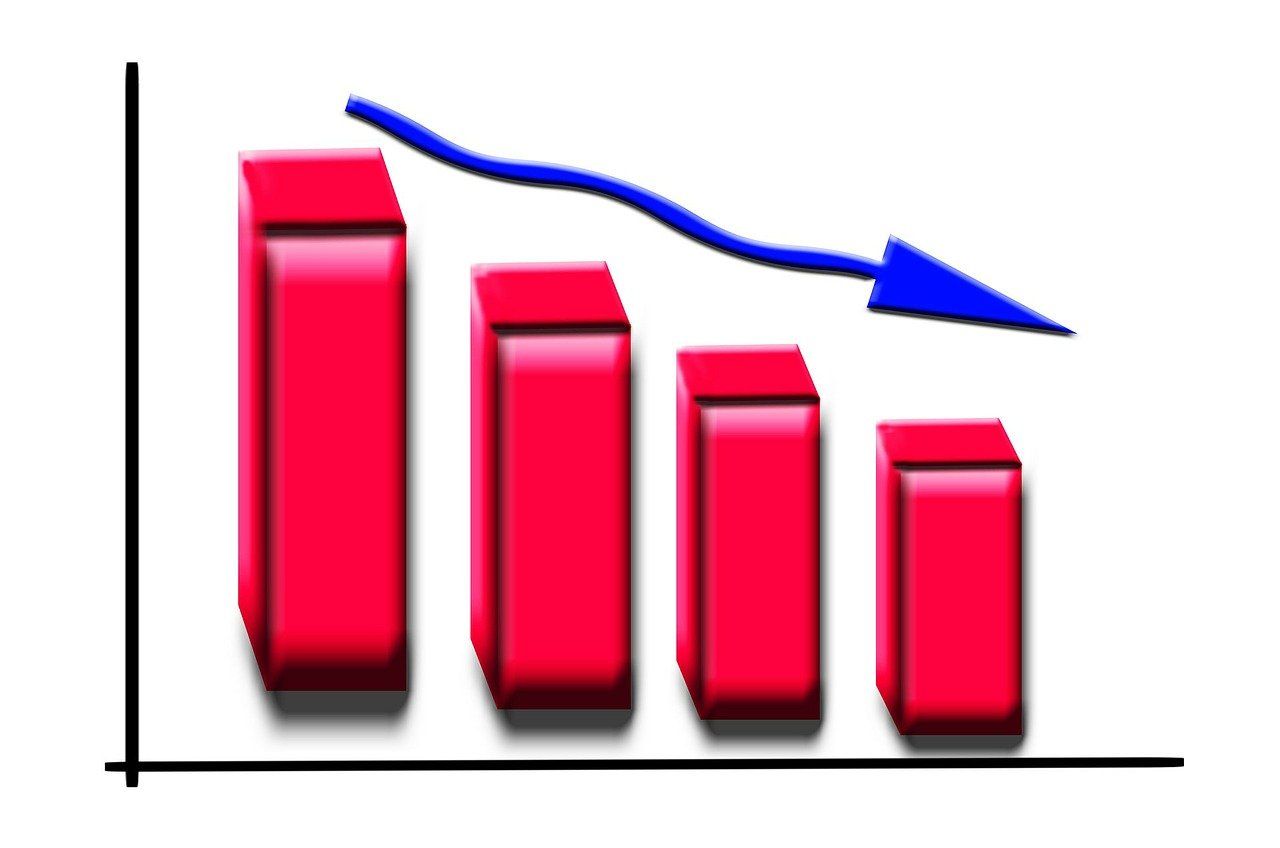 a bar chart with a blue arrow going up, incoherents, curved red arrow, intense shading, low resolution, sales