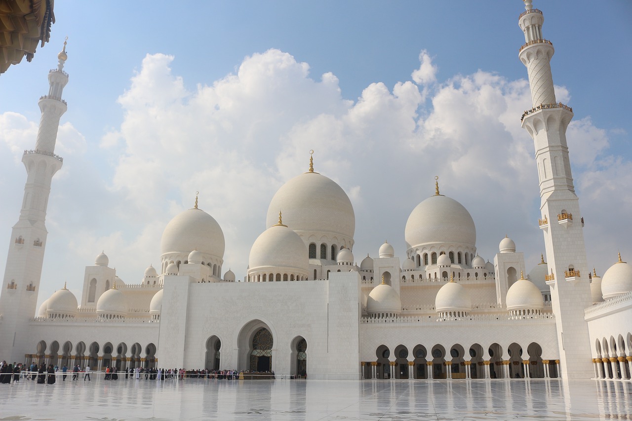 a large white building with many white domes, by Sheikh Hamdullah, shutterstock, pillars of marble, jacqueline e, timeless, sunday