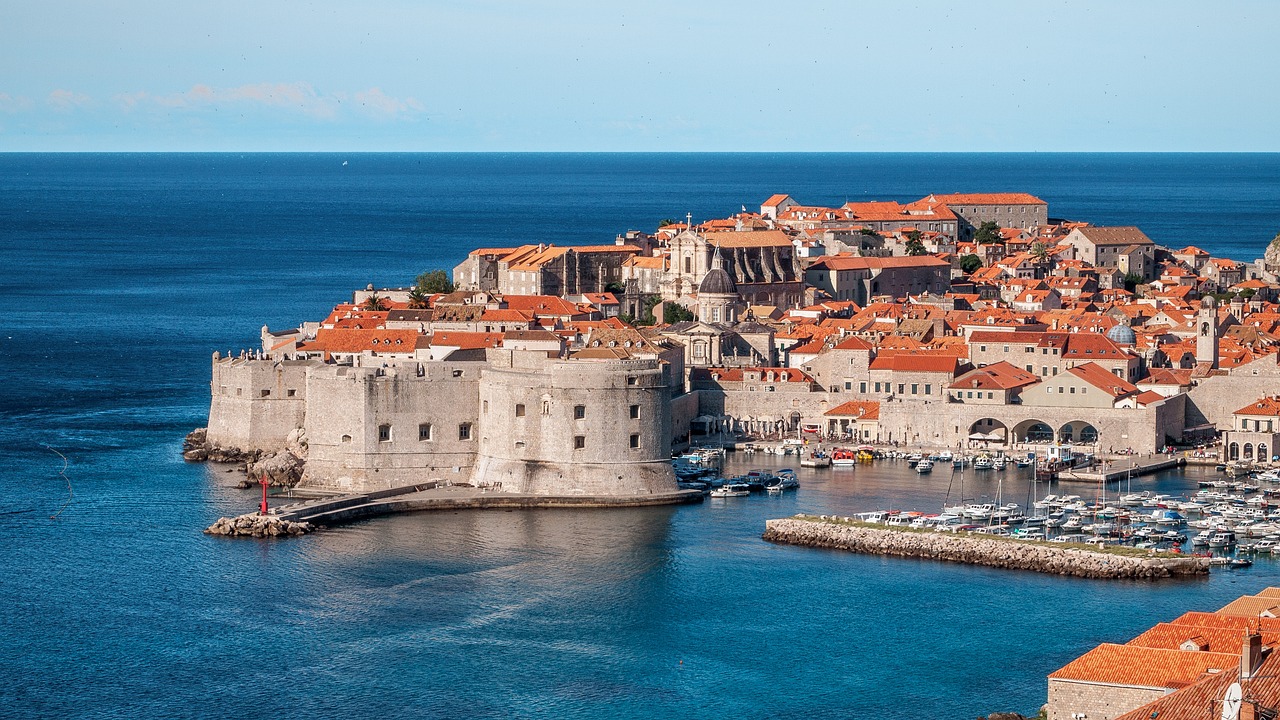 an aerial view of the old town of dubna, croatia, a picture, by Matija Jama, pexels, renaissance, dubrovnik, viewed from the ocean, seen from the side, tyrion lannister