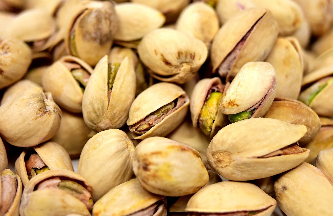 a pile of pistachios sitting on top of each other, 3 4 5 3 1, closeup - view, detalied, jdm