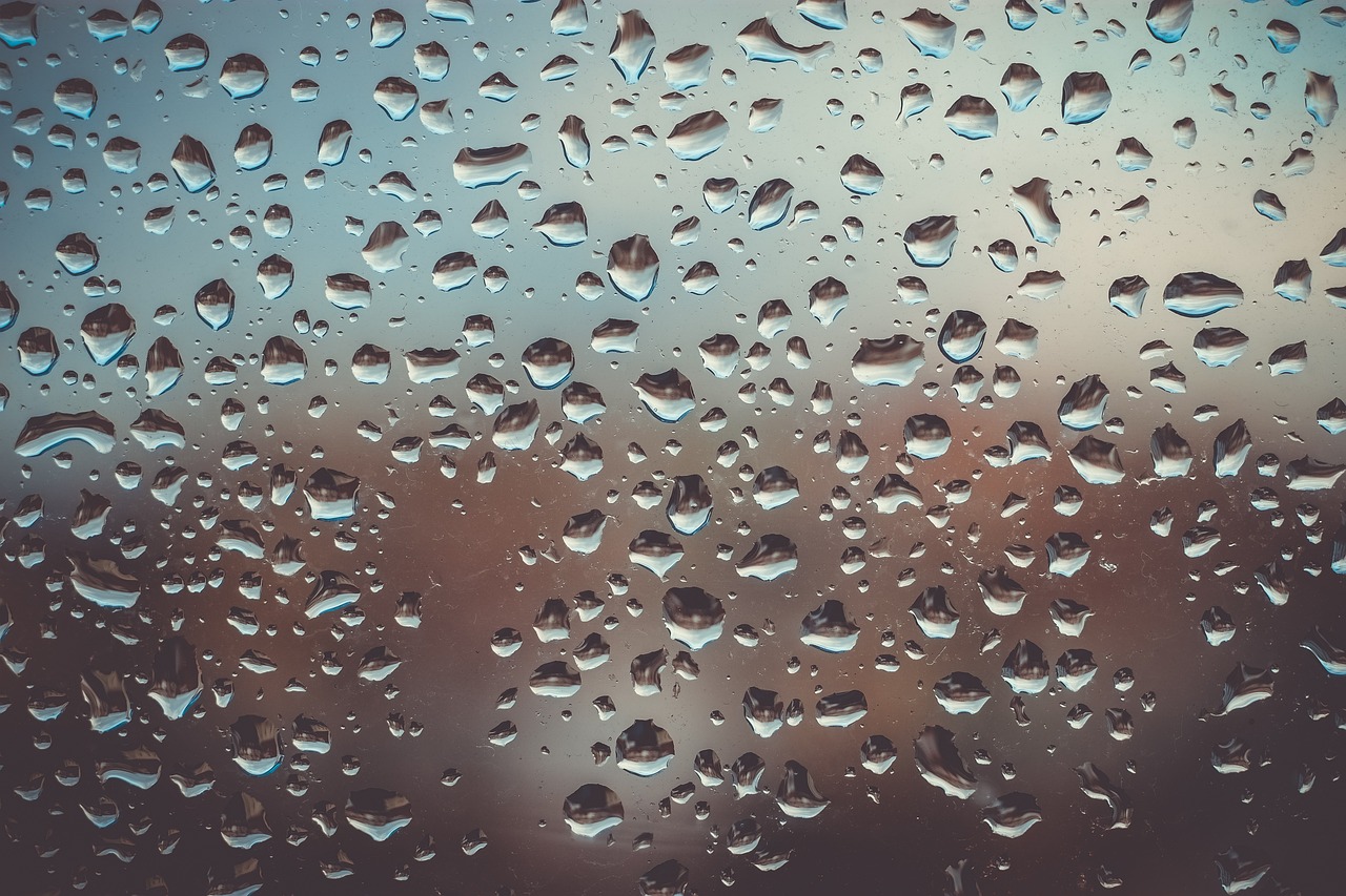 a close up of water droplets on a window, inspired by Elsa Bleda, conceptual art, retro effect, hyper realistic detailed render, low angle photo, phone background