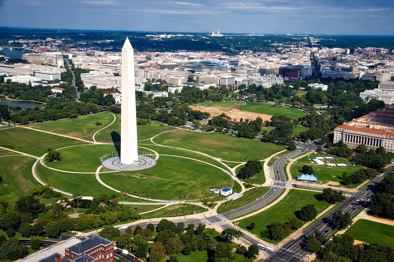 a view of the washington monument from the air, high res, rotunda, ross, mark