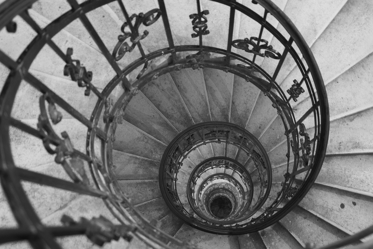 a black and white photo of a spiral staircase, by Gusztáv Kelety, pexels, baroque, trip to legnica, view from bottom to top, marble!! (eos 5ds r, wrought iron