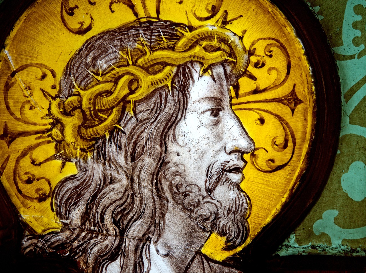 a painting of jesus with a snake on his head, a detailed painting, flickr, paint-on-glass painting, hastur the king in yellow, circlet, intricate 8 k detail