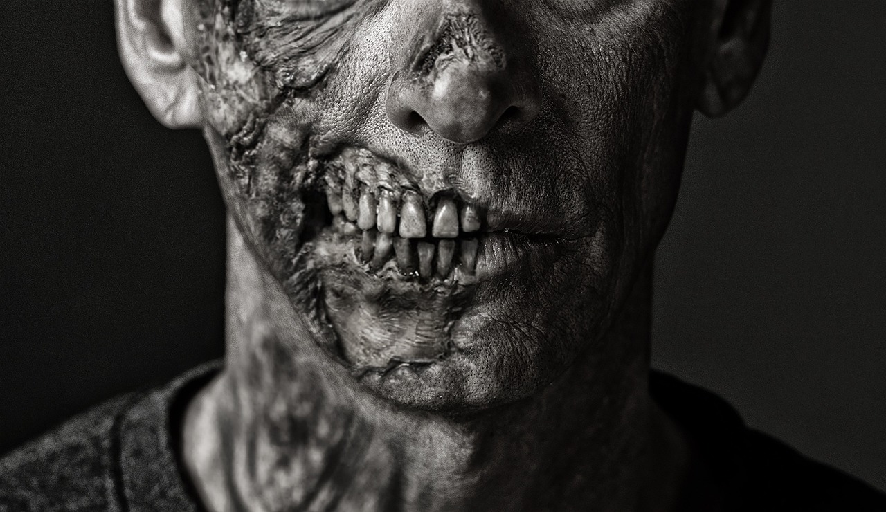 a close up of a person with a zombie face, by Aleksander Kobzdej, profile picture 1024px, horror rotten teeth, extreme detailed face and body, closeup!!!!!!