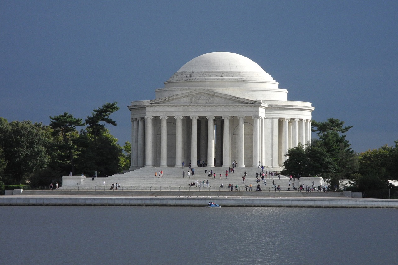 a large white building sitting on top of a lake, a picture, by Samuel Washington Weis, flickr, neoclassicism, thomas jefferson, an olive skinned, mausoleum, she