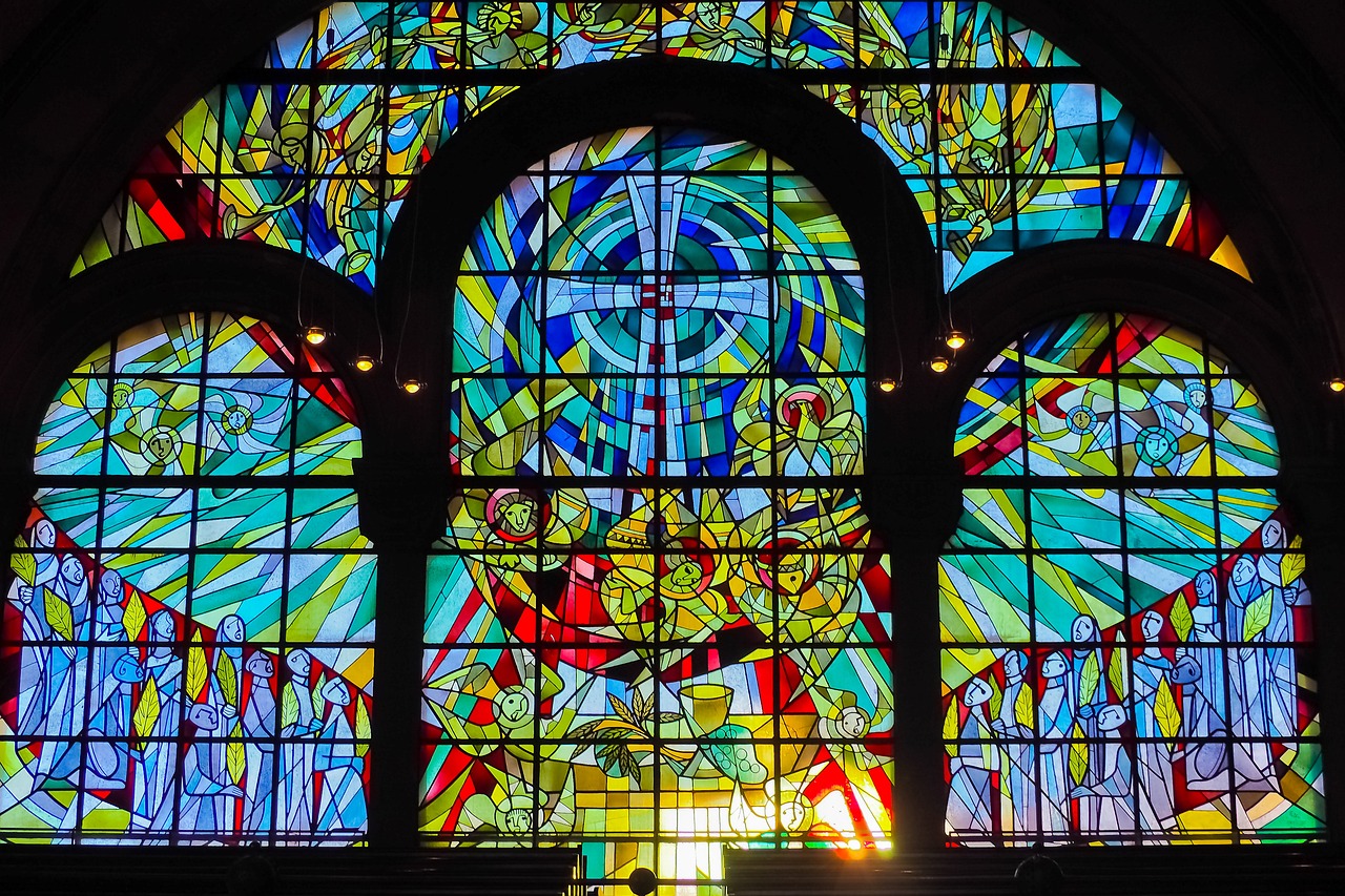 a large stained glass window in a church, a picture, by Miroslava Sviridova, pexels, art deco, vivid composition, 2 5 6 x 2 5 6, são paulo, post-war