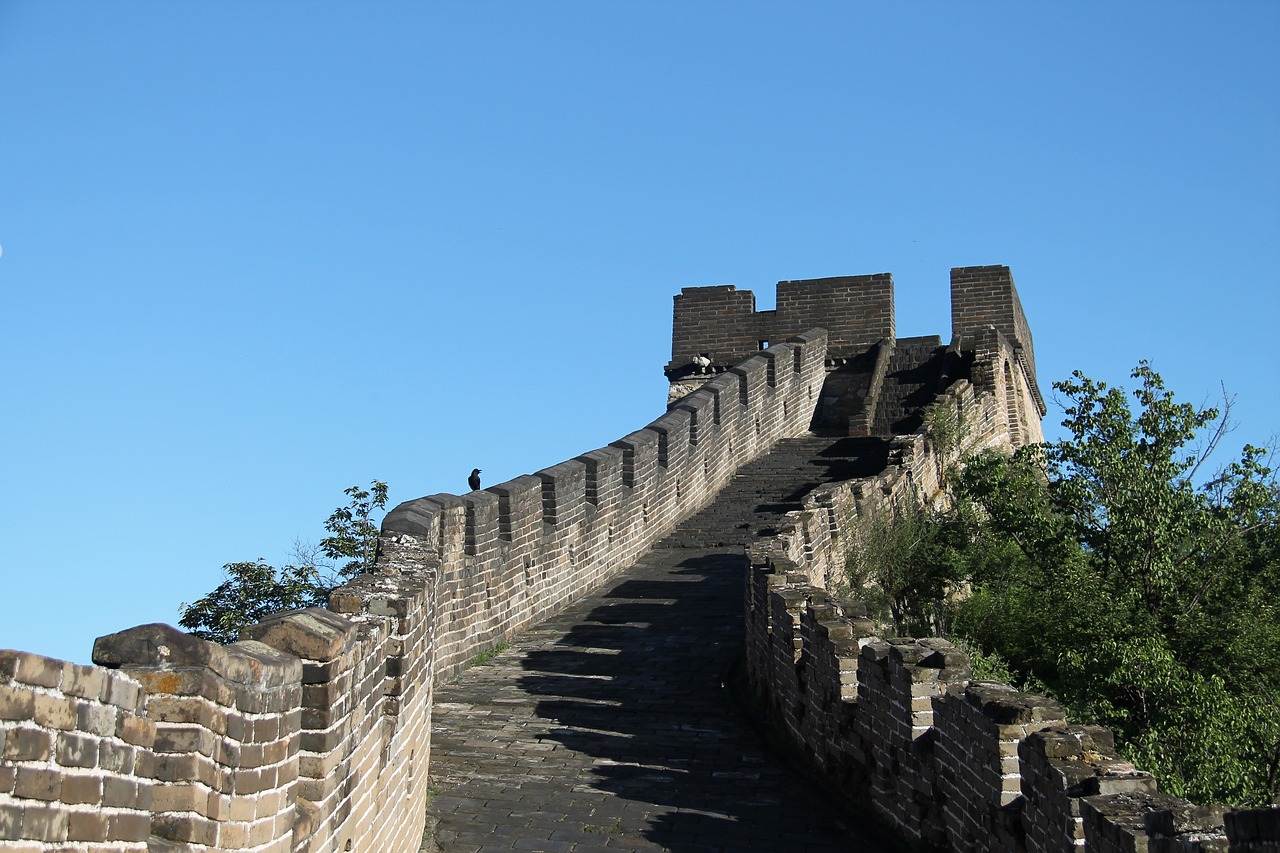 the great wall of china on a sunny day, a picture, pixabay, stairway to heaven, side - view, 千 葉 雄 大, looking upward