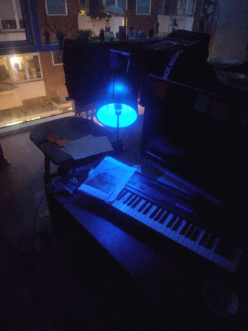 a piano that is sitting on the floor