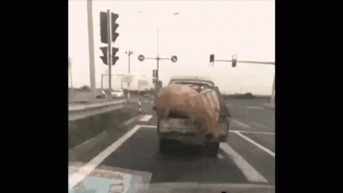this is a car turning on the busy road