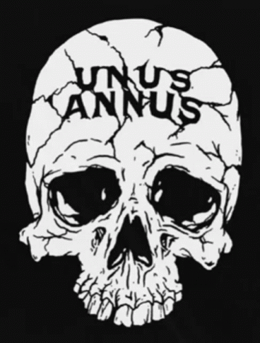 a skull has the words linuxs annus on it