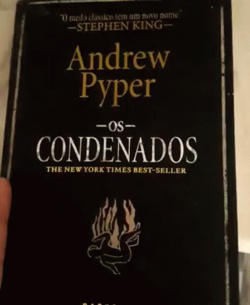 a book with the cover written in spanish