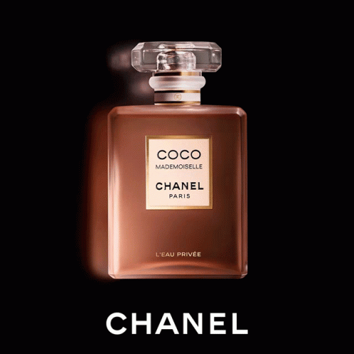 chanel perfume advertit featuring coco le marroiselle