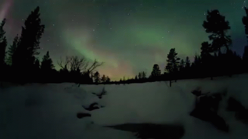 there is a picture of a northern lights