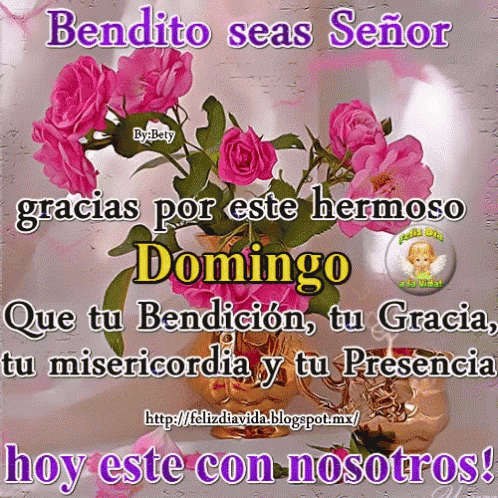 a blue vase with purple flowers and a text that says sero gracias por est hermano domico