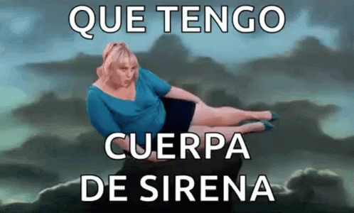 a woman sitting on a ledge next to a text that says que sera que que te, que te enerpa de siren
