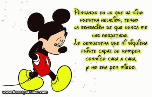mickey mouse sitting down with the caption in spanish
